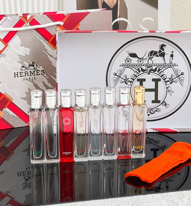 专柜品质 Hermes爱马仕香水可谓是实力与外表兼具的 选手 它将实用性与艺术气息做到了巧妙融合 标志性而富有诗意的风格特性 在其香水系列中挥洒无遗 复古典雅而