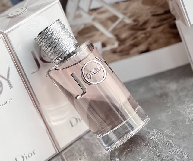 专柜品质 Dior迪奥2021全新香水 Joy By中文名悦之欢 颜值不说了 Dior颜值一直很高的 这次这个瓶盖超级喜欢 是磁吸的哦 前调 佛手柑 橘子 橙子