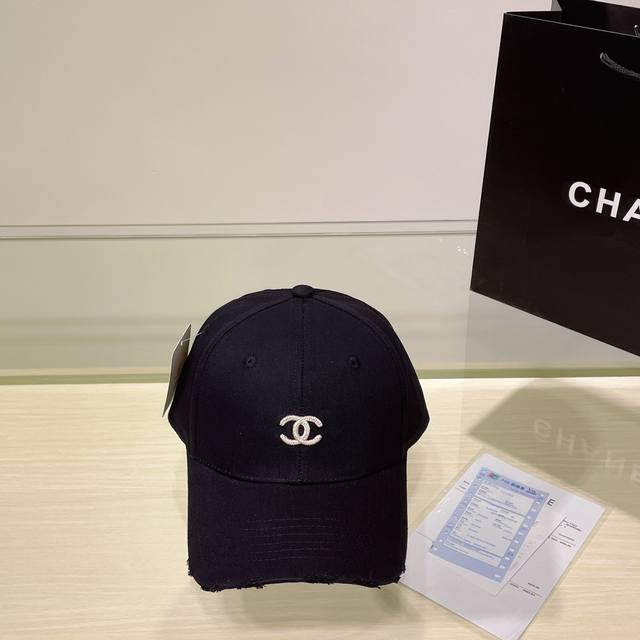 Chanel香奈儿 新款简约刺绣logo棒球帽 新款出货 大牌款超好搭配 赶紧入手 帽子针织帽渔夫帽棒球帽