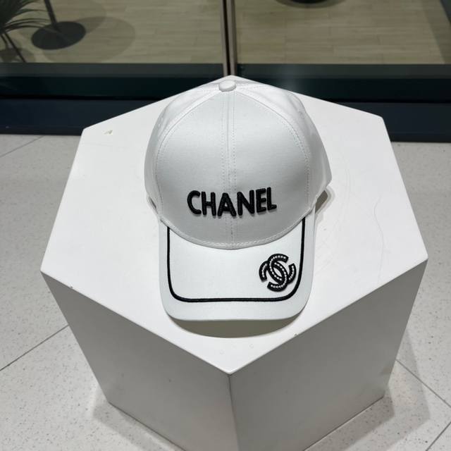 Chanel香奈儿 新款简约刺绣logo棒球帽 新款出货 大牌款超好搭配 赶紧入手 帽子渔夫帽棒球帽针织帽