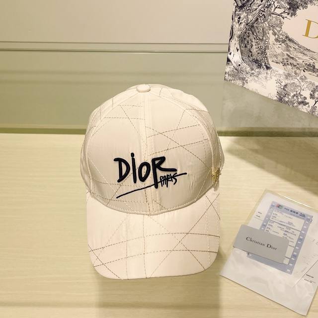 Dior迪奥 新款专柜男女款遮阳棒球帽大牌出货 超方便 好搭 出街必备帽子渔夫帽棒球帽针织帽