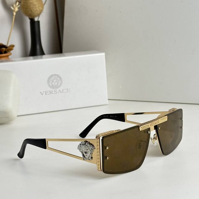 Versacemodel:Ve6721Size:65口12-145眼镜墨镜太阳镜