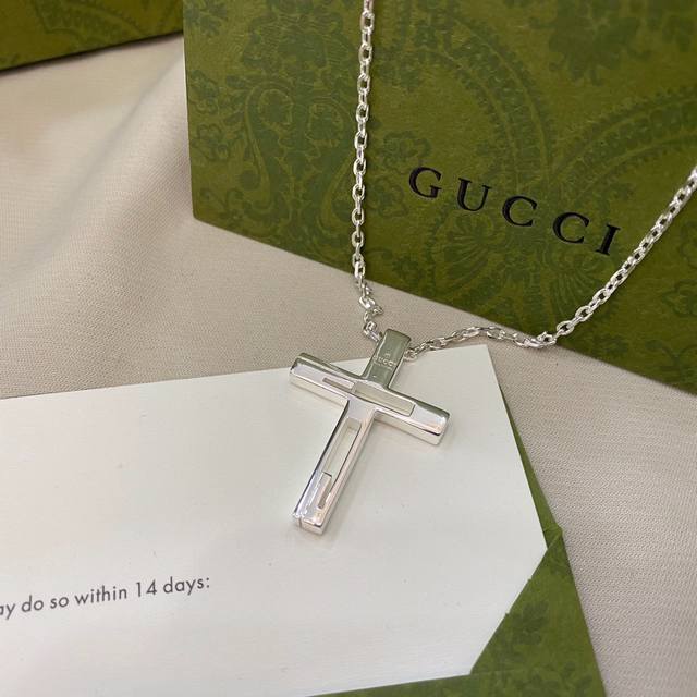 Gucci古驰925纯银十字架项链 尺寸 505Cm