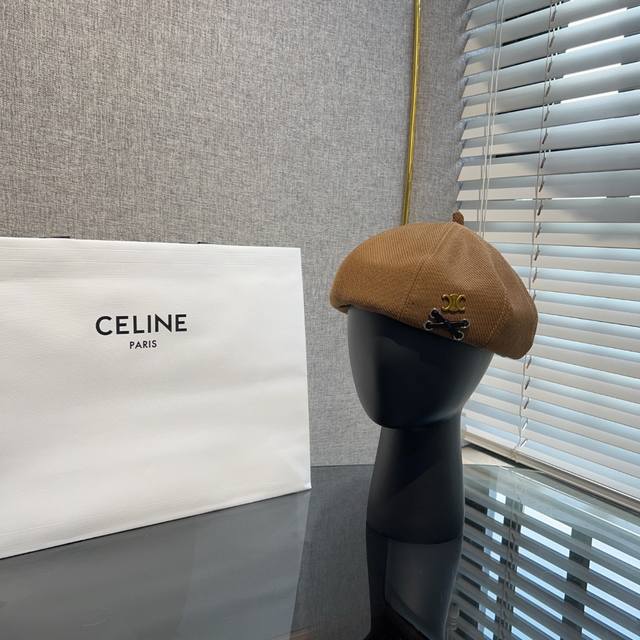 Celine*秋冬贝雷帽 气质优雅型 超级有质感 戴上瞬间脸小一圈 超级百搭 什么风格都能驾驭