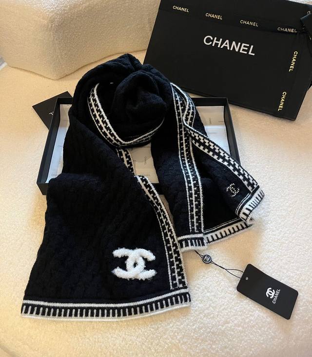 Chanel香奈儿针织围巾 专柜款羊毛围巾 黑 白 规格190*35