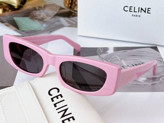Celine 新品上市 型号40235 尺寸55口20-135 网红百搭凹造型墨镜