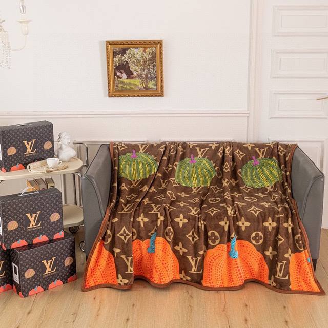 Louis Vuitton路易威登 带礼盒 南瓜皇室lv路易威登极品硬货 且买且珍惜 经典老花图案风靡了全世界 惊爆世人的 老花毛毯 好不好货 细节一眼看出 纹