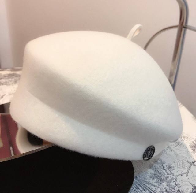白色 黑卡 秋冬新款 香奈儿经典款贝蕾帽 纯色 进口澳洲羊毛呢 头围可调节55 57.5Cm 黑色 白色 卡其色