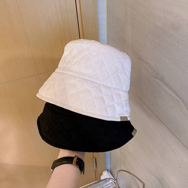 Dior(迪奥)新款原单渔夫帽 精致純也格调很有感觉 很酷很时尚 专柜断货热门 质量超赞