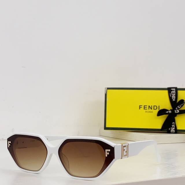 Fendi Model 2150 Size:66-14-145 眼镜墨镜太阳镜