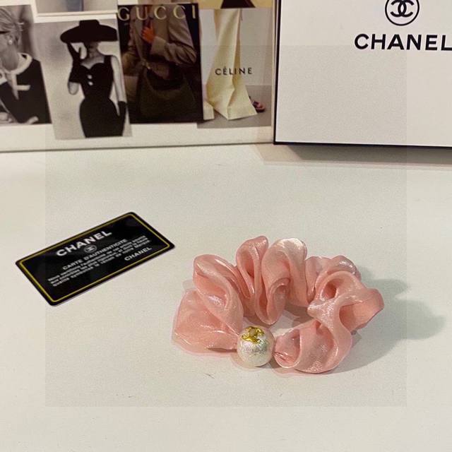 单个 配全套包装 Chanel 香奈儿 爆款小香风发圈 专柜款出货 一看就特别高档 超级百搭 必须自留发夹