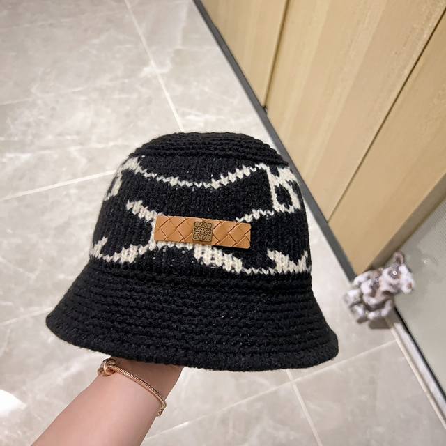 配防尘袋 Loewe罗意威 2023新款拼色针织小香风渔夫帽 超好搭配 闭眼入的一款帽子渔夫帽棒球帽针织帽