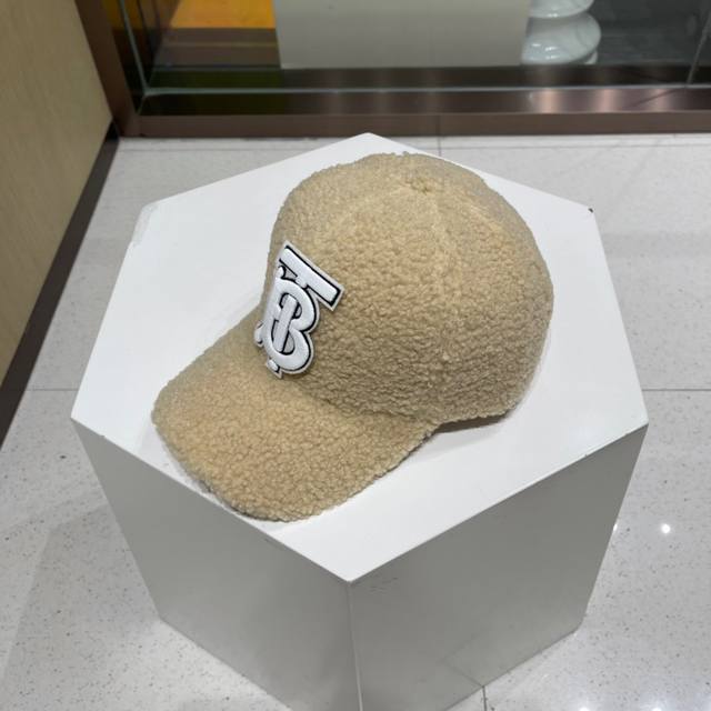 2023最新款burberry 巴宝莉 Ddd 专属标识条纹棒球帽 Tb 紧密刺绣工艺帽子渔夫帽棒球帽针织帽 Ddd