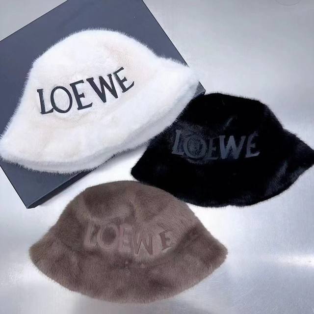 Loewe秋冬新款滑雪护耳帽 Ddd 保暖仿水貂毛护耳渔夫帽 男女同款 Ddd