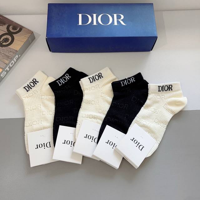 配包装 一盒5双 Dior 迪奥 新款字母竹棉袜子！爆款字母船袜 大牌出街，潮人必备超百搭！