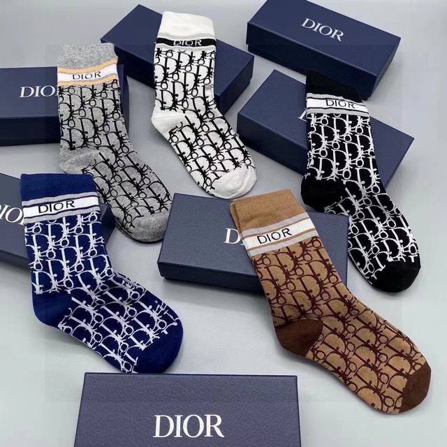 配包装 一盒5双 Dior 迪奥2023新款小腿袜子！纯棉面料，火爆ｄ图案，专柜同步中短筒袜子，大牌出街，潮人必备超好搭