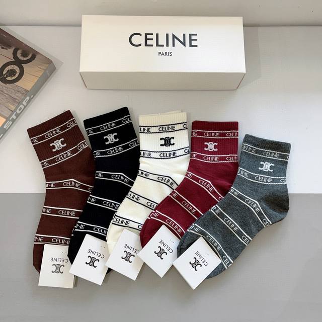 配包装 一盒5双 Celine 赛琳 新款中筒袜、纯棉面料，专柜同 步中筒袜子，大牌出街，潮人必备超好搭配！